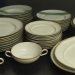 752 8529 DINNERWARE